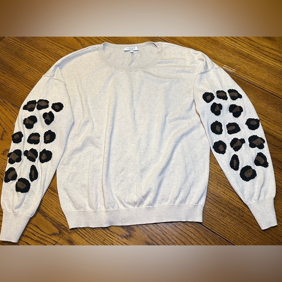 j. society Animal Print Women’s Sweater-Large - Picture 1 of 6